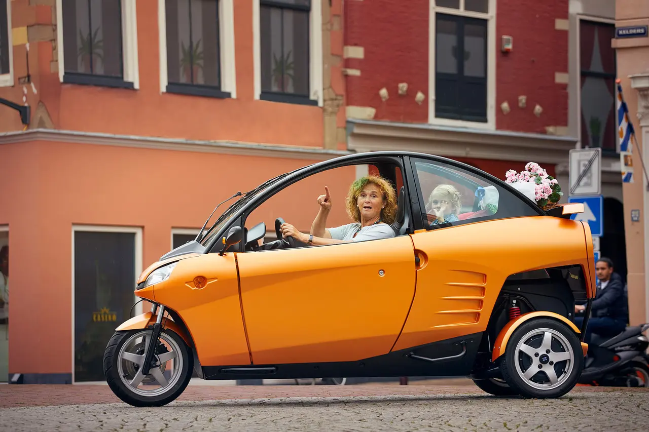 Carver - Electric Microcar 2025 - 🇨🇦 Canada Carver - Electric Microcar 2025 - 🇨🇦 Canada